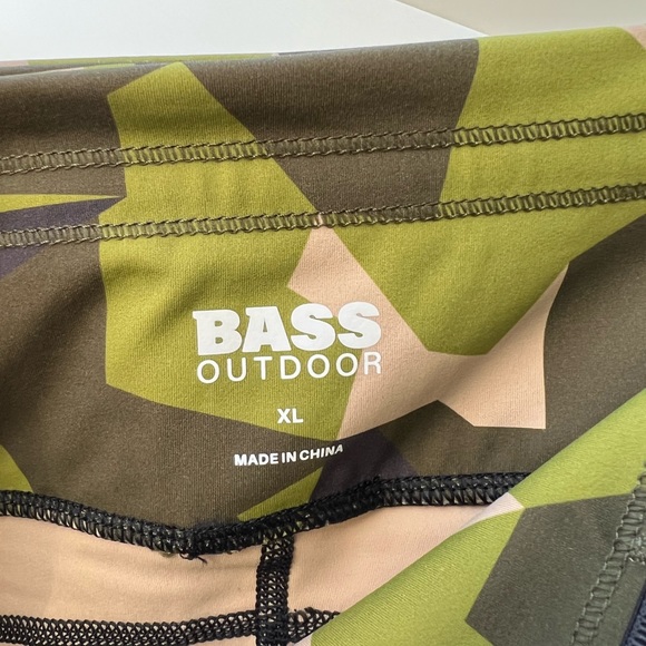 Bass Outdoor - B Flex - Camo Wood - XL - Side Pockets - Waist Band Pocket - NWT - Picture 9 of 12